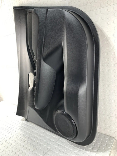 Panel Puerta Delantera Derecha Nissan Kicks 2017-2020 Negro