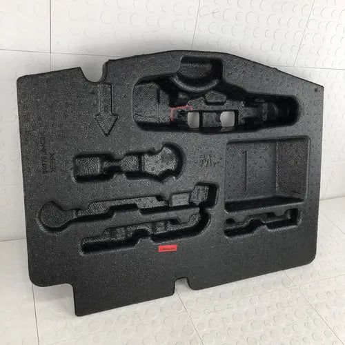 Base Porta Herramienta Nissan Note 2014-2019
