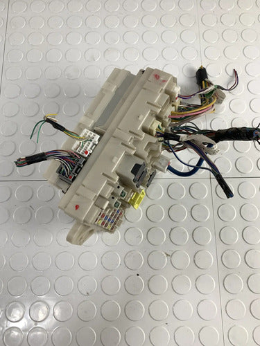 Caja Fusibles Interior Mitsubishi Mirage 1.2 2015-2019