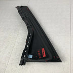 Moldura Poste Trasero Derecho Ford Edge 2015-2018 (detalle)