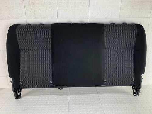 Cubre Asiento Respaldo Trasero Toyota Hilux 2016-2023