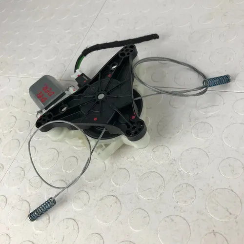 Motor Elevador Del Der Mercedes Benz A45 Amg W177