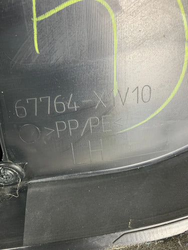 Panel Puerta Delantera Izquierda Toyota Yaris Core 2017