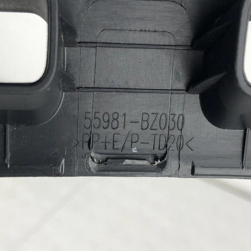 Rejilla Difusor Desempañador Toyota Avanza 2016-2021