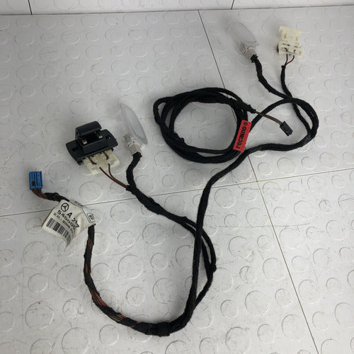 Luz Interior Con Arnes Mercedes Benz C250 W204 2012-2015 2p