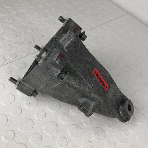 Base Soporte Izq Mercedes Benz C250 W204 2012-2015 2p