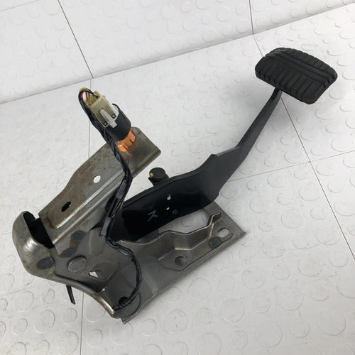 Pedal De Freno Con Switch Mitsubishi Lancer 2008-2015