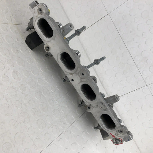 Múltiple De Admisión Renault Duster 2013-2016 (detalle)