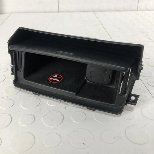 Entrada Encendedor Compartimiento Mazda 3 2010-2013