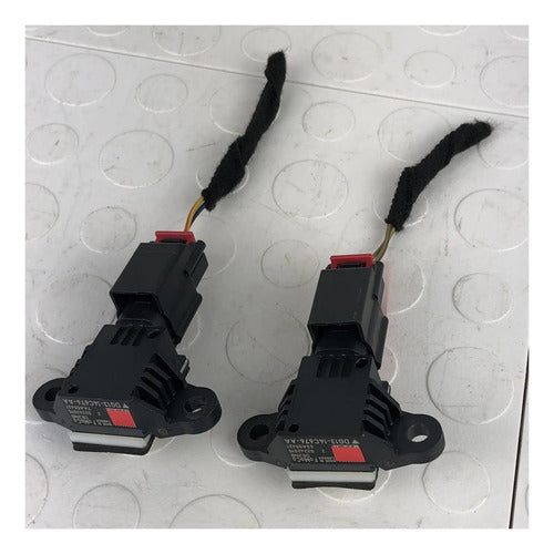 Par Sensores Impacto Detonacion Ford Fiesta Hb 2011-2019