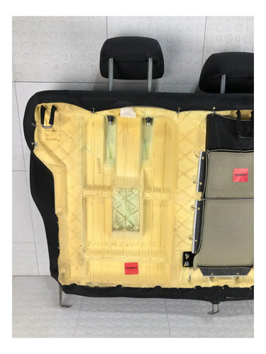Cubre Asiento Respaldo Trasero Dodge Attitude 2015-2022 Negro