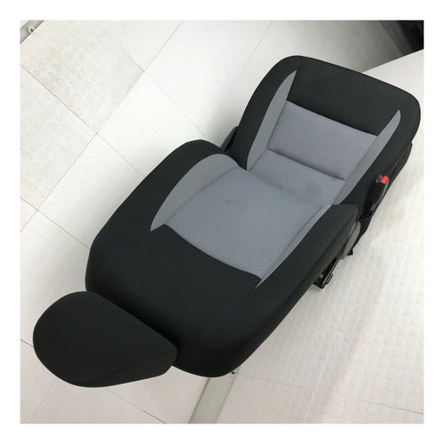 Cubre Asiento Delantero Izquierdo Toyota Prius C 2018-2021 Negro