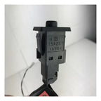 Switch Botón Presión Llantas Toyota Prius C 2018-2021