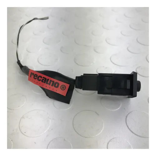 Switch Botón Presión Llantas Toyota Prius C 2018-2021