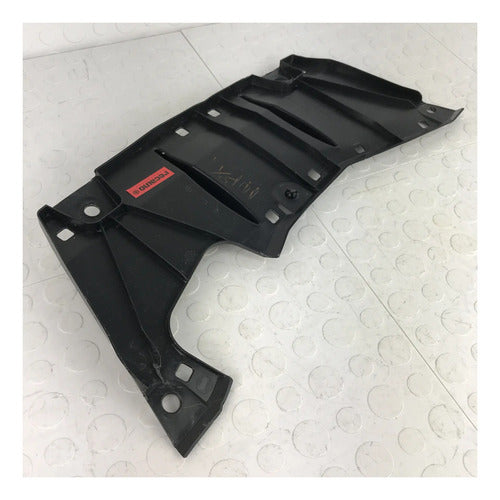 Moldura Tolva Inferior Toyota Prius C 2018-2021 Negro
