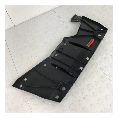 Moldura Tolva Inferior Toyota Prius C 2018-2021 Negro