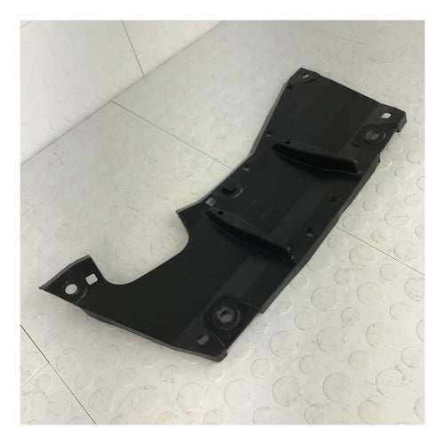 Moldura Tolva Inferior Toyota Prius C 2018-2021 Negro