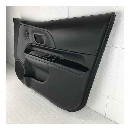 Panel Puerta Delantera Derecha Toyota Prius C 2018-2021
