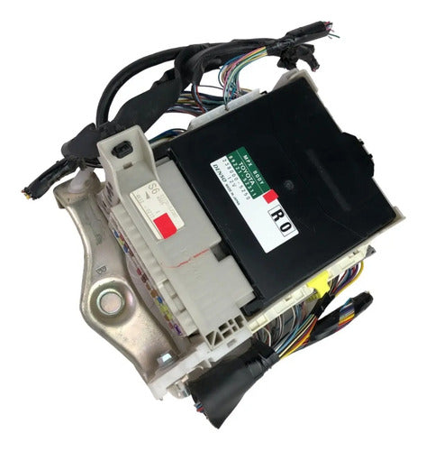 Módulo Bcm Toyota Yaris Hatchback 2015 Estándar