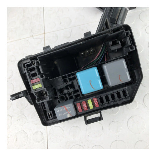 Caja De Fusibles Relay Motor Toyota Yaris Hatchbac 2012-2016