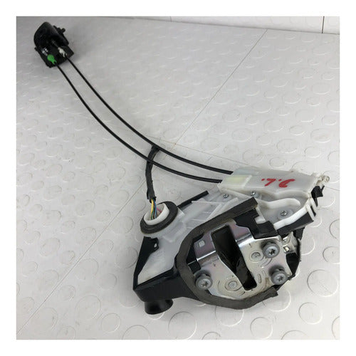 Cerradura Delantera Izquierda Toyota Yaris Hatchback 2012-16