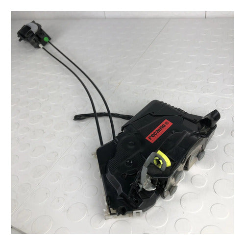 Cerradura Delantera Izquierda Toyota Yaris Hatchback 2012-16