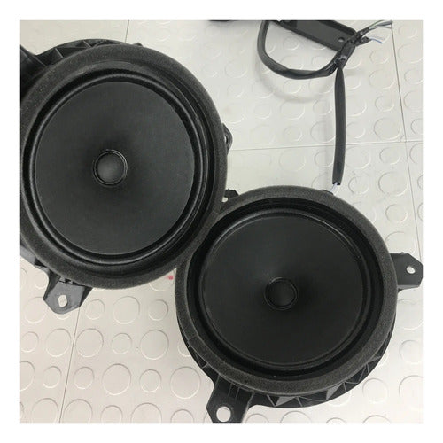Kit Bocinas Delanteras Tweeter Toyota Prius C 2018-2021 Negro