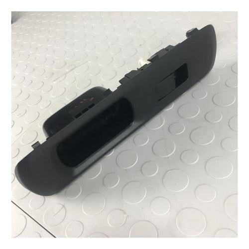 Switch Elevador Trasero Izquierdo Toyota Prius C 2018-2021