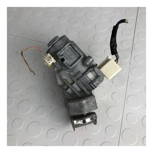 Cilindro Encendido Llave Toyota Yaris Hatchback 2012-2016