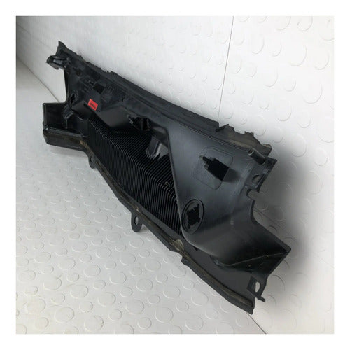 Moldura Tolva Limpiaparabrisas Izquierda Ford Mustang 2010