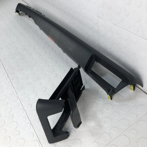 Moldura Con Portavasos Derecho Toyota Yaris Core 2017