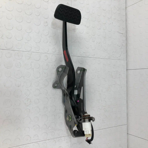Pedal De Frenos Toyota Yaris Core 2017 Automático