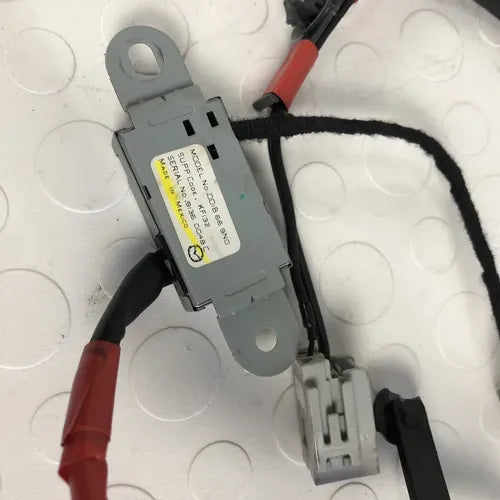 Antena Módulo Mazda 2 Sedan 2016-2021 Original Yaris R Gris