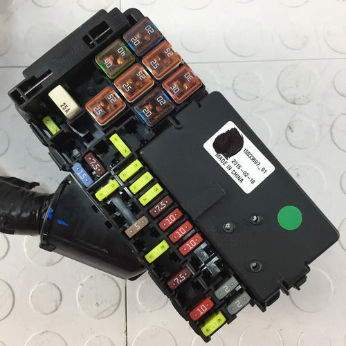 Caja De Fusibles Interior Chevrolet Cruze Ng 2016-2019 1.4 T