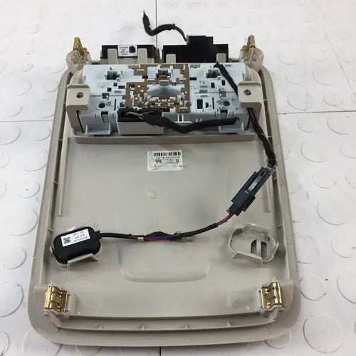 Luz Interior Delantera Chevrolet Cruze Ng 2016-2019 1.4 T